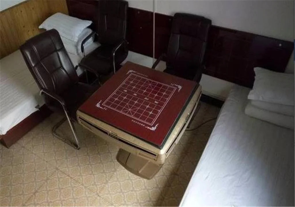 Yijia Hotel