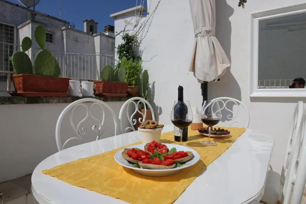 Palazzo de Amico -Typical Terrace House