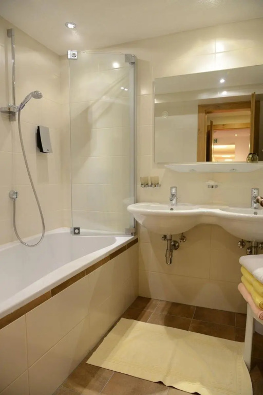 "Quality Hosts Arlberg Hotel Garni Mössmer"