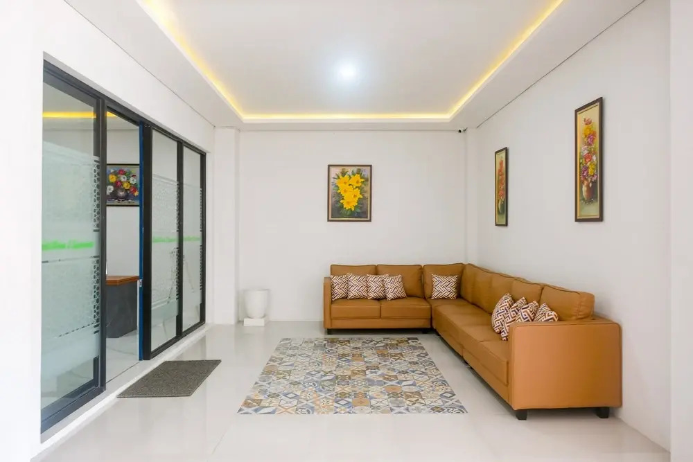 Urbanview Syariah near Stadion Manahan Solo