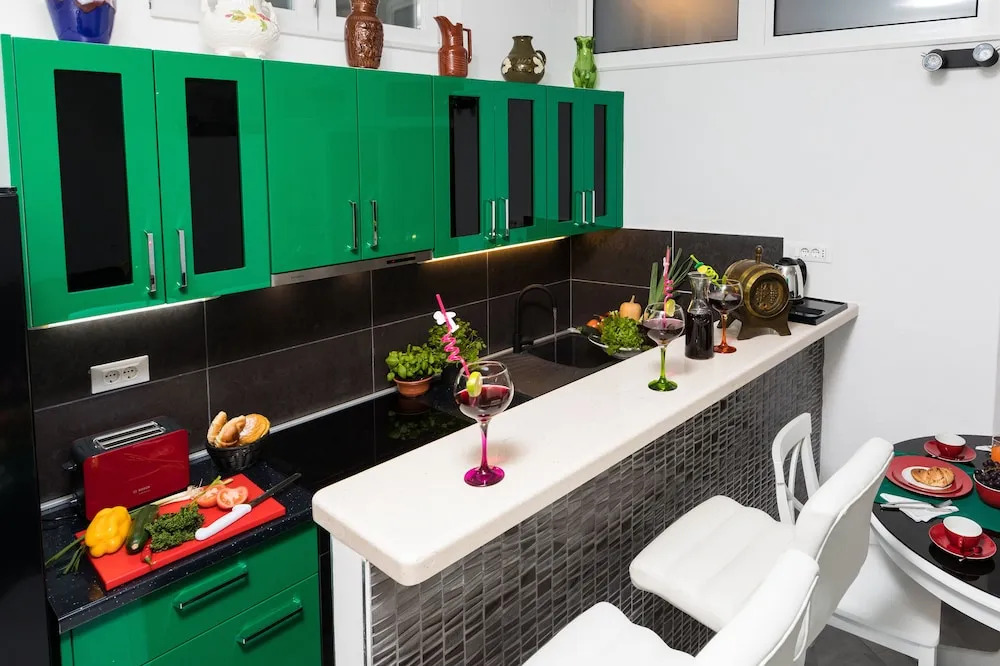 Apartment By the Way