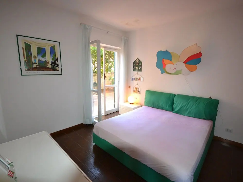 Large Apartment With sea Views in a Spacious Garden With a Shared Pool