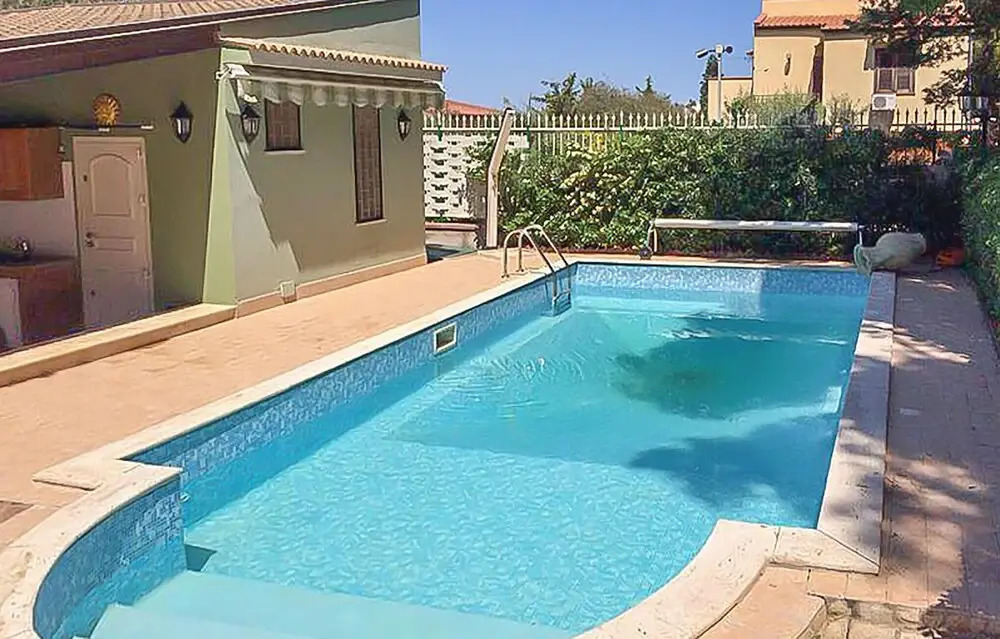 Amazing Home in Altavilla Milicia With Outdoor Swimming Pool, Wifi and 3 Bedrooms
