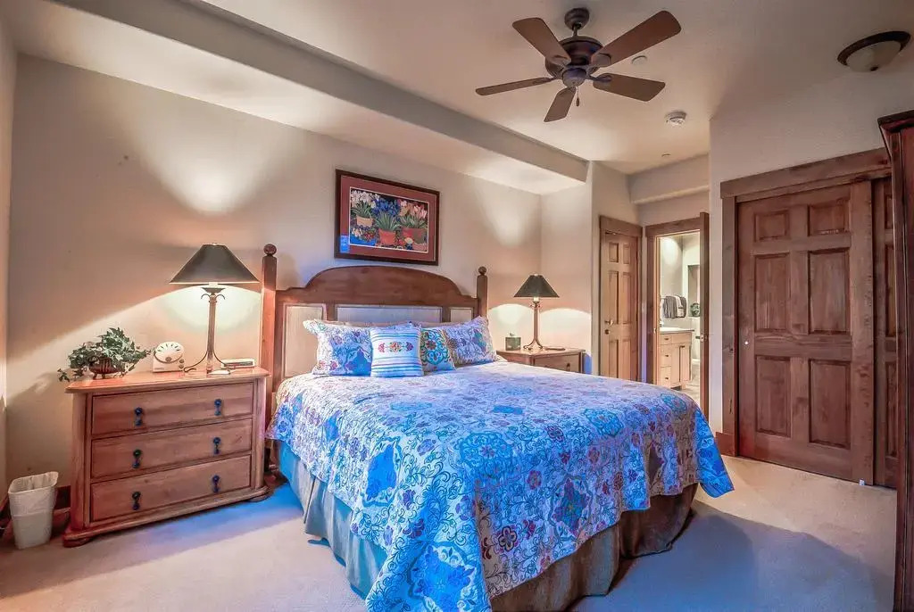 2109 Timberline Lodge, Trappeur's Crossing Apartment 1