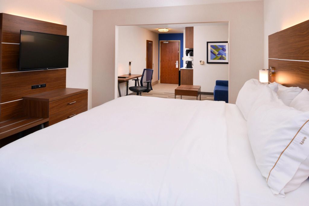 Holiday Inn Express Hotel & Suites Urbana-Champaign-U of I Area by IHG