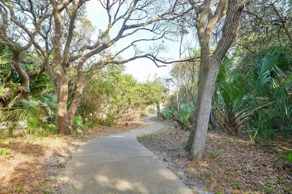 Updated Open Sea Woods Veranda Walking Distance to Beach - Sv227