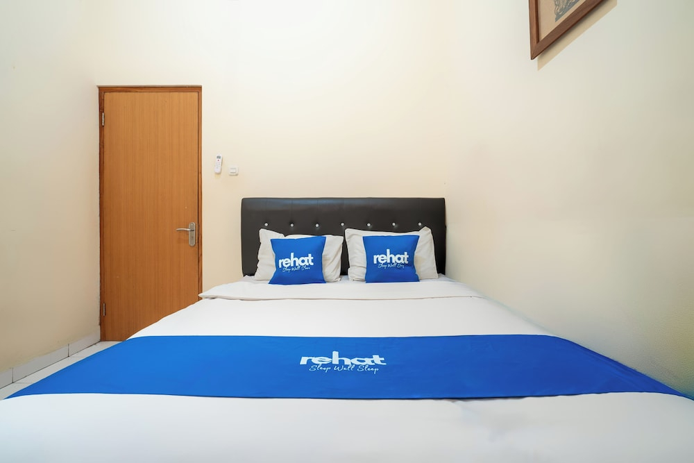 rehat at siliwangi guest house syariah