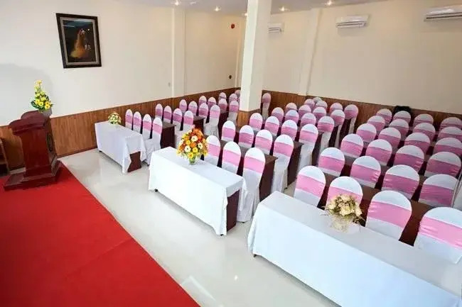 Tin Hoa Hotel 1