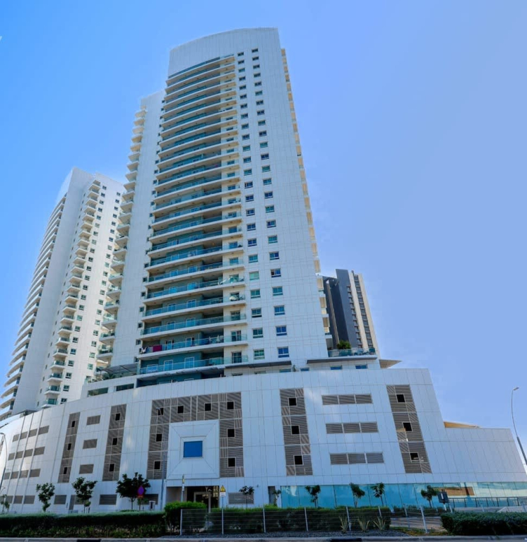 Silkhaus Premium 1BR at Amaya Tower in Reem Island