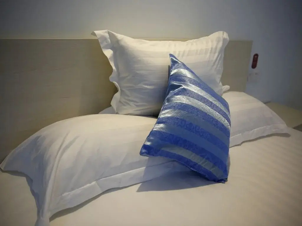 Elan Hotel Sanya First Market