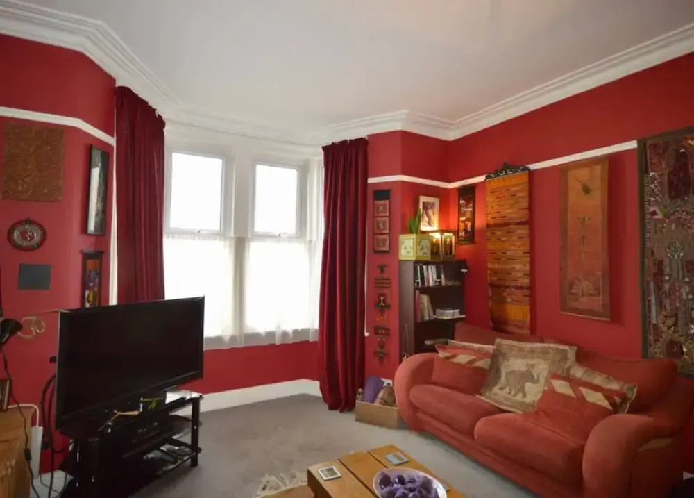 Eclectic Home In Trendy Bristol Suburb