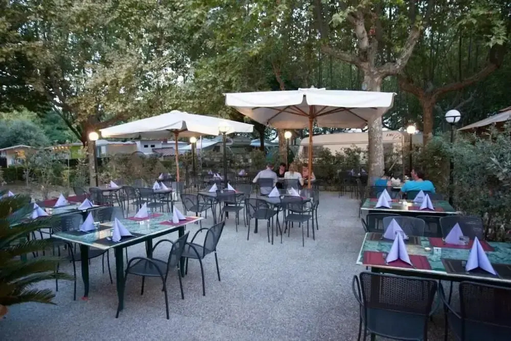 Cinque Terre 6 Person Campsite Chalet 326 Near sea