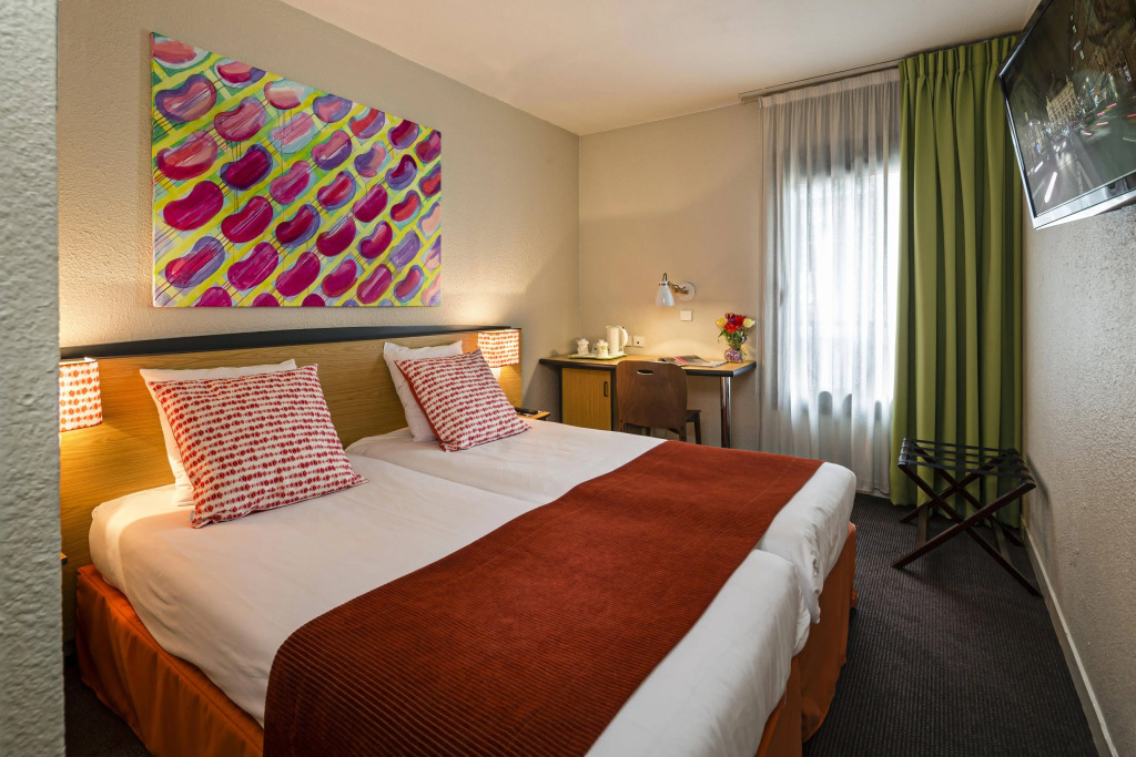 Hotel Paris Louis Blanc