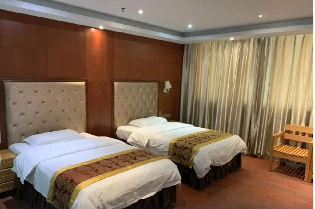 Bolang Hotel