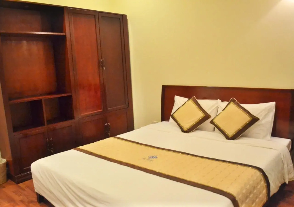 H81 Hotel