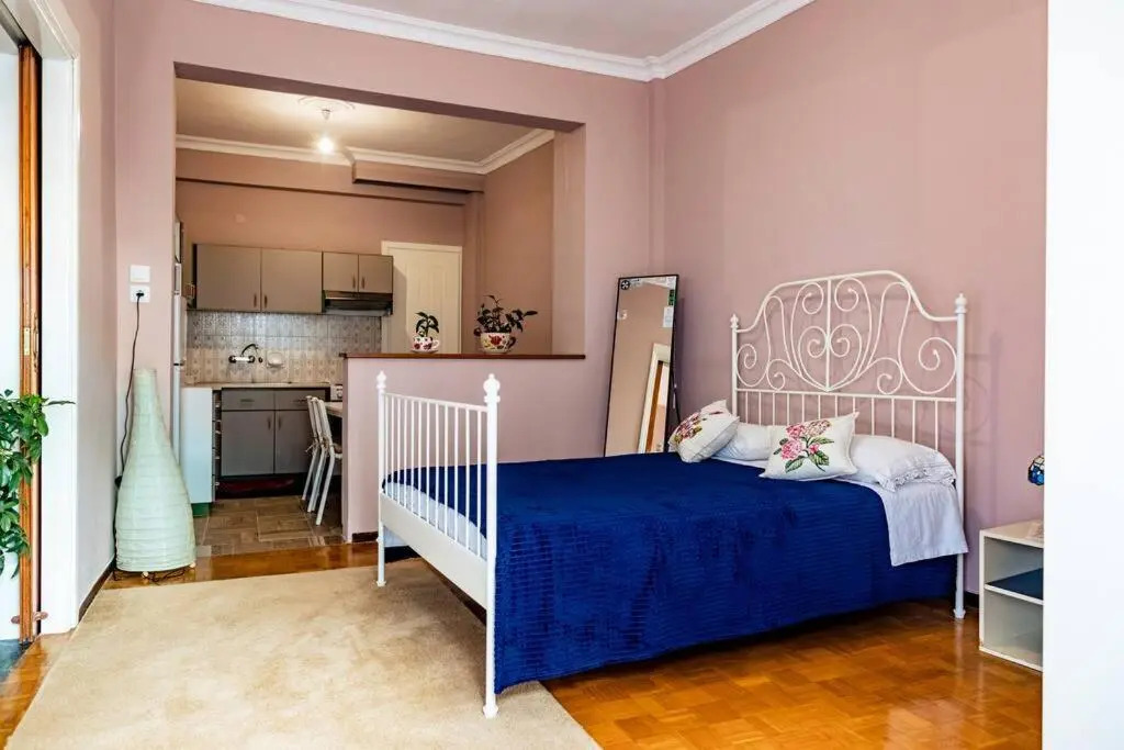 Cosy Downtown Apartment