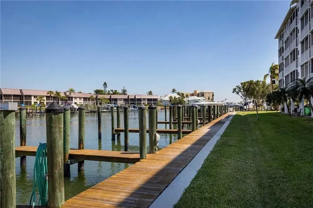 Royal Pelican 354 - Two Bedroom Condo