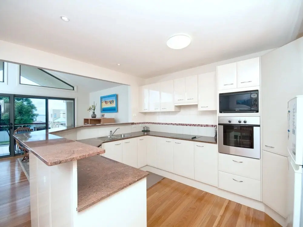 Sandy Point Road, 21A
