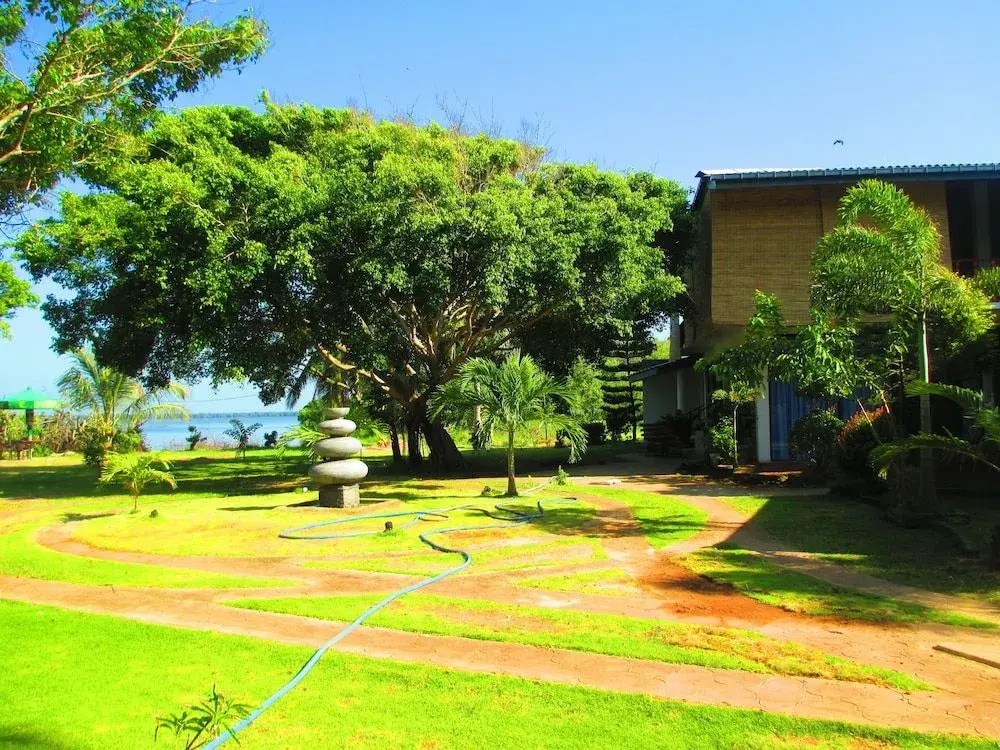 Nico Lagoon Hotel