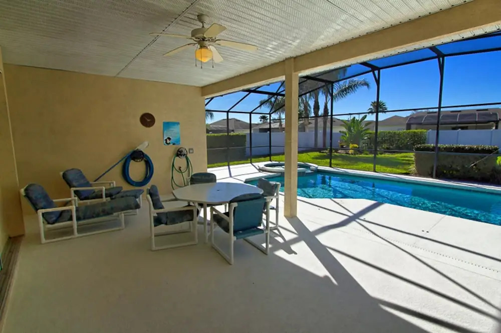 Charleston Manor by Florida Spirit
