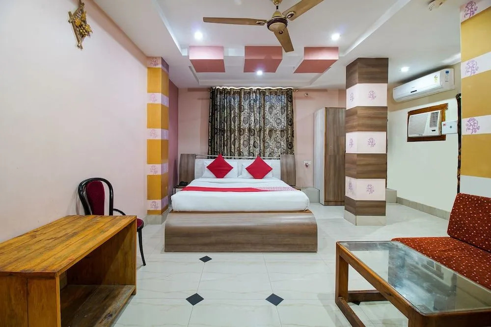 OYO Flagship 28562 Hotel Fortune