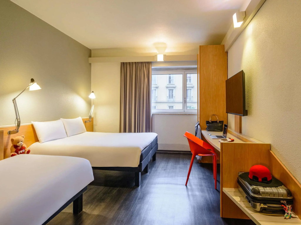 Отель ibis Milano Centro
