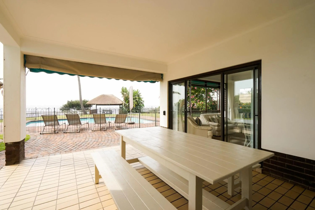 Nomax Beach House