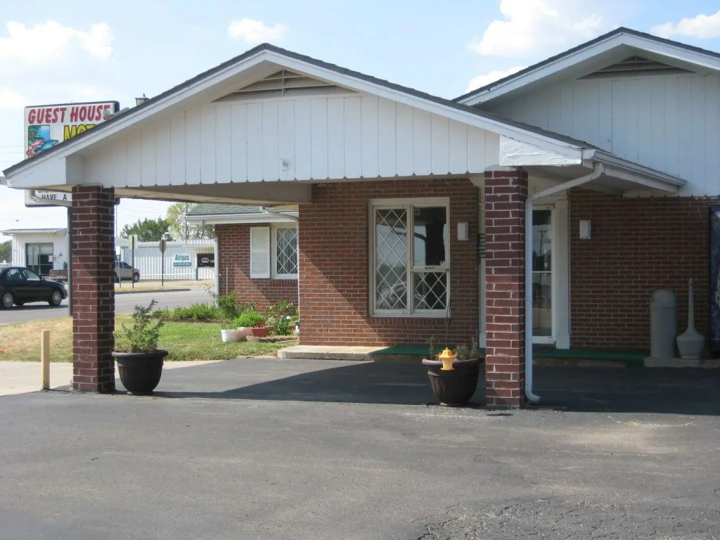 Guest House Motel Chanute