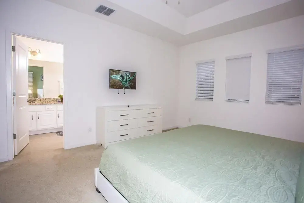 Stunning 6 Bedroom Single Family Home Close to Disney 327
