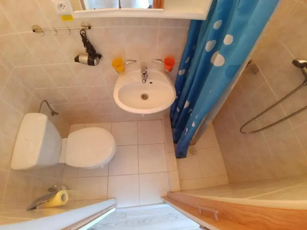 Kv Apartmans Varsavska