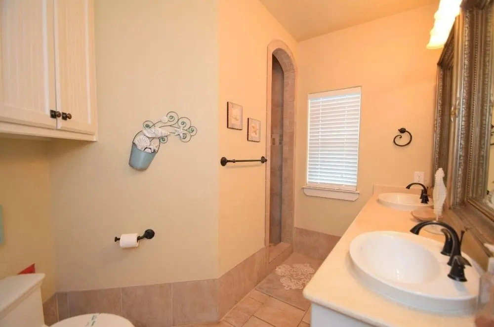 Sum Beach 4 Bedroom Home
