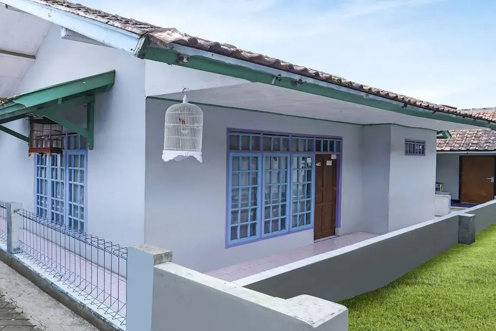 OYO Homes 91009 Eco Tourism Desa Cibodas Areng 4 Syariah