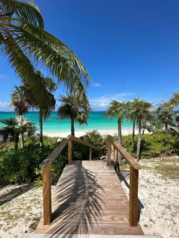 Tranquil Waters: Private Oceanfront Retreat