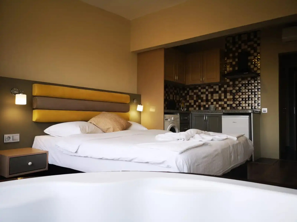 Microyal Hotel
