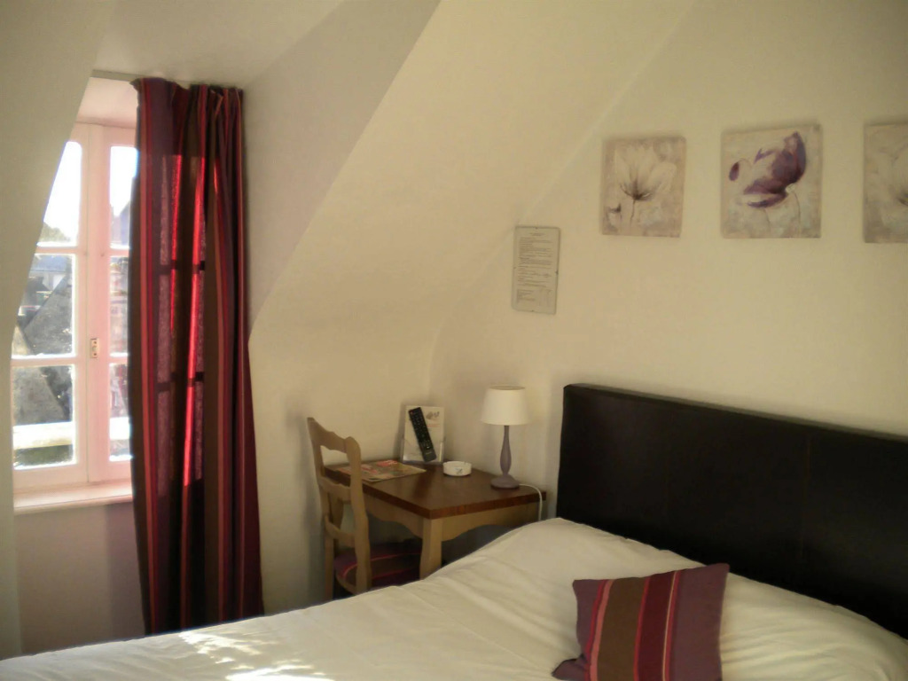 Contact Hôtel - Hôtel Le Lion dOr Lamballe
