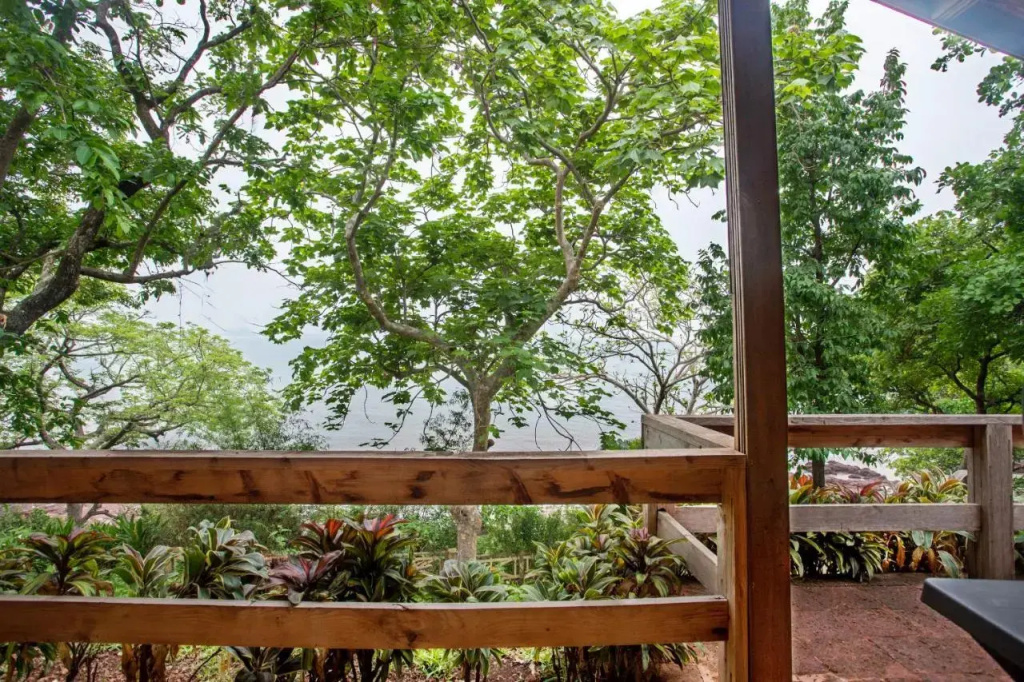 Stone Water Eco Resort