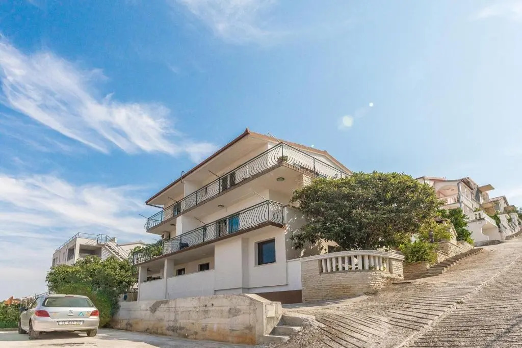 Apartments Barba 1954