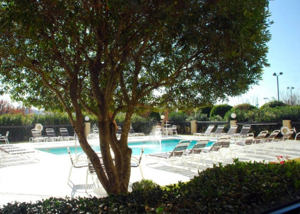 Holiday Inn Express & Suites Wilmington-University Center by IHG
