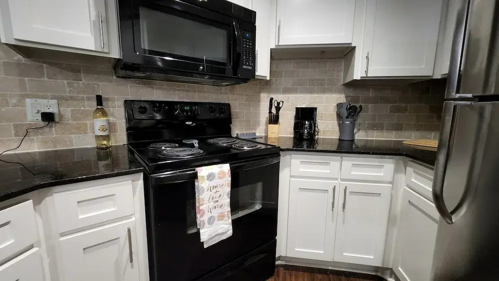 Near Nrg - Book For Rodeo - 2 Bedroom 2 Bath - Resort Style Pool