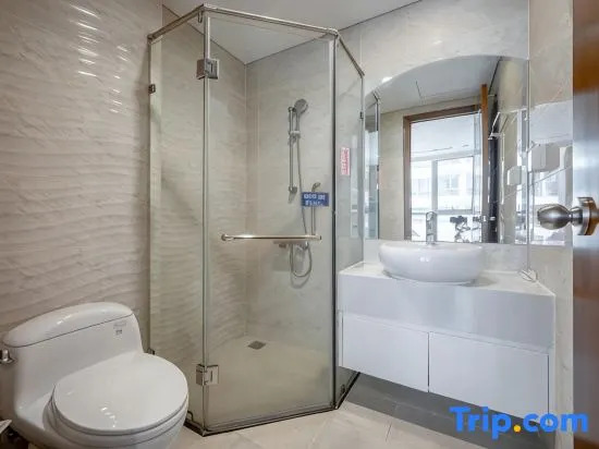 Athena Vinhomes Landmark 81 Luxury Apartment