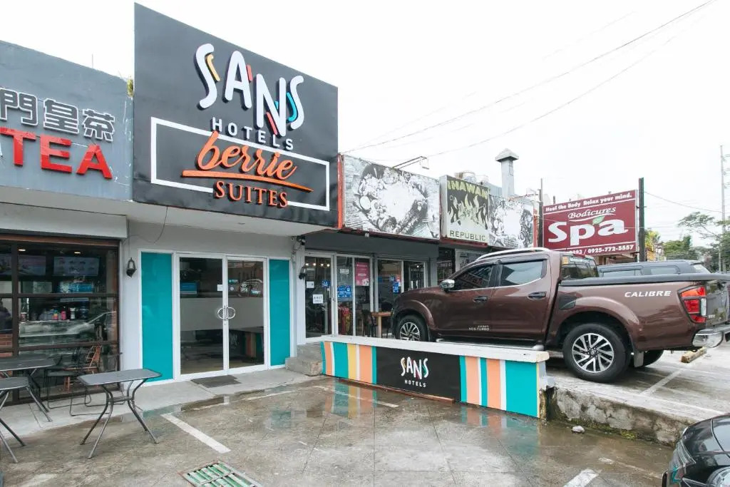 Sans Hotel at Berrie Suites Tagaytay