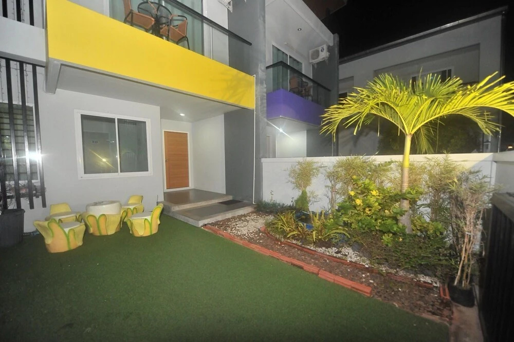 W Hostel