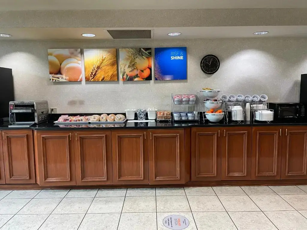 Comfort Inn & Suites Grand Blanc-Flint