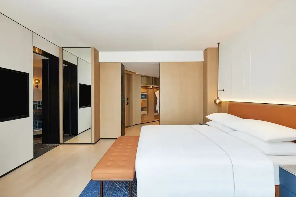 Four Points by Sheraton Dali, Erhai