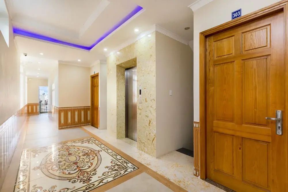 OYO 393 Xuan Thuy Hotel