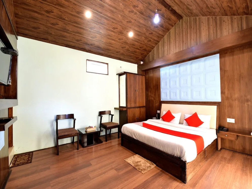 OYO 13364 Home Scenic View Cottage Naggar Road
