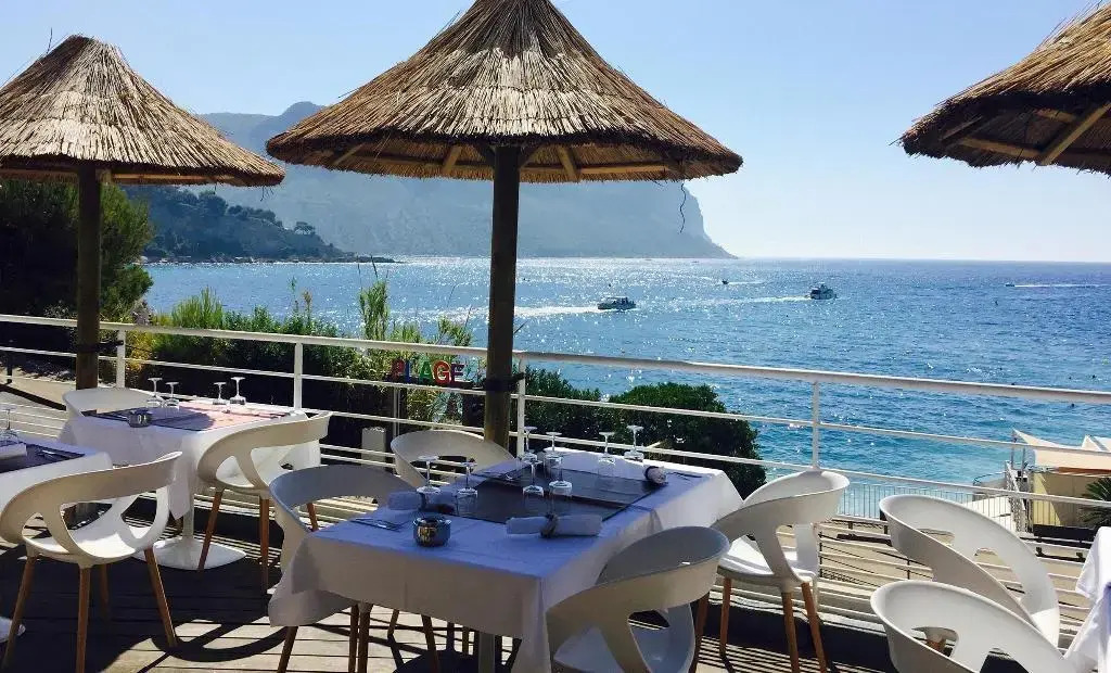 Hotel de La Plage - Mahogany