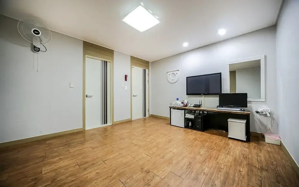 Pohang Mundeok HIT