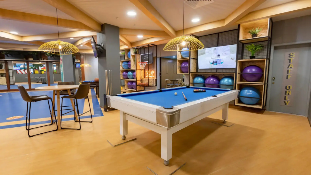 Holiday Inn Club Vacations The Royal Sands All Inclusive