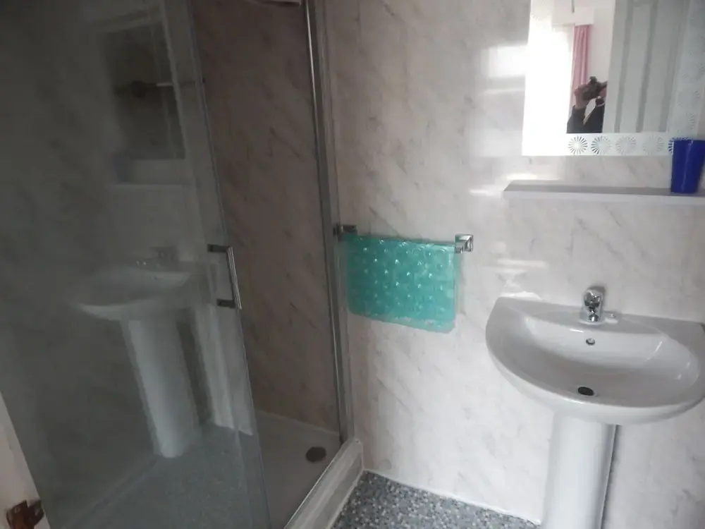 Llanryan Guest House